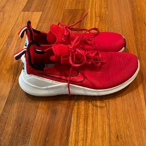 Nike G Dog athletic shoes, running shoes